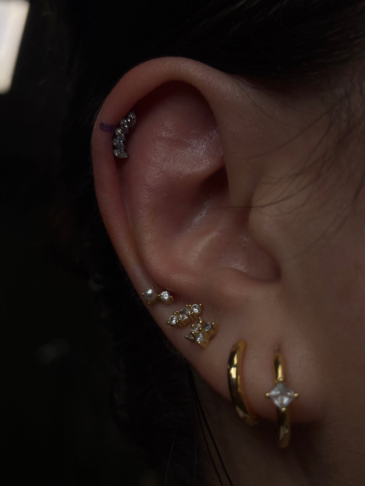 Helix piercing